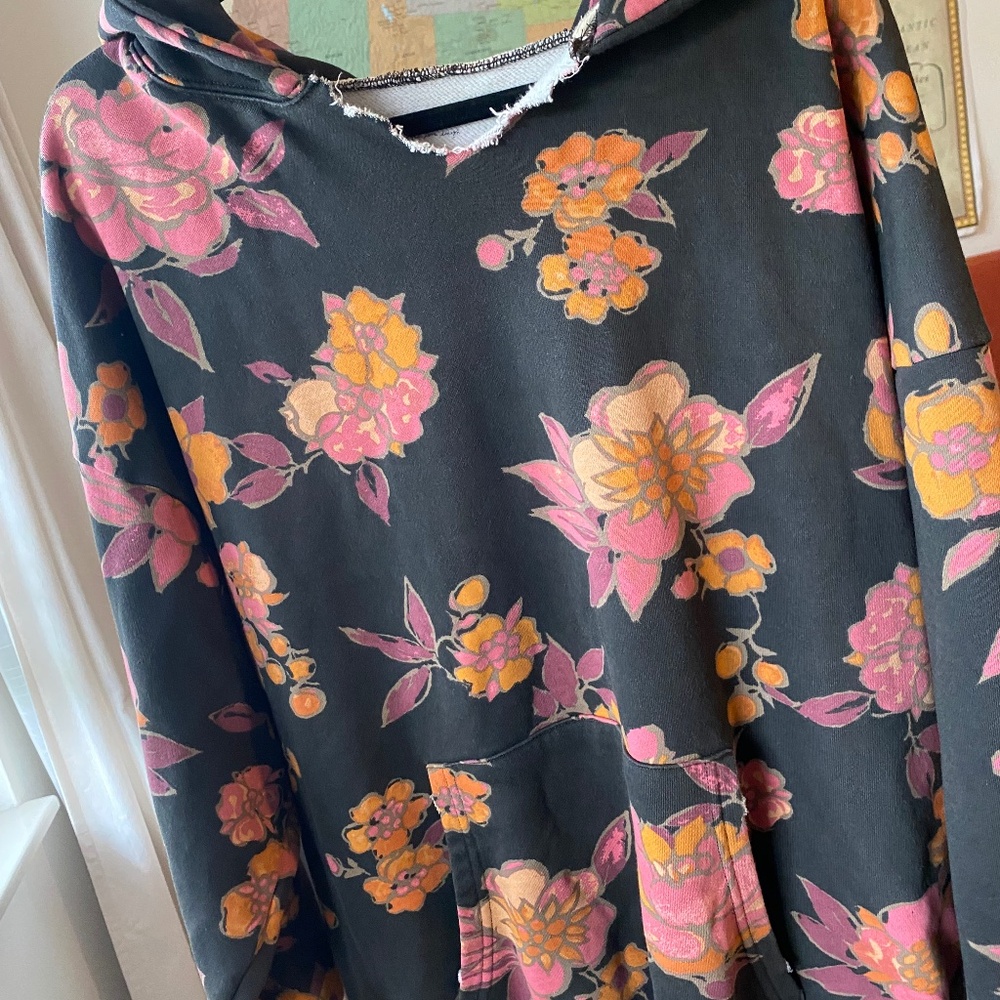 Natural Life Floral Hoodie Sweatshirt Women’s S/M Oversized Pullover Boho Hoodi